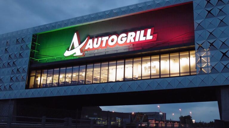 Autogrill Vicini: Un Viaggio di Gusto e Tradizione